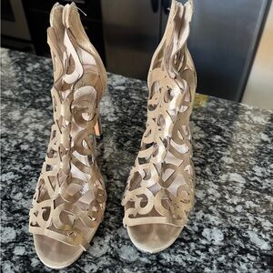 Elegant Cutout Tan Heels